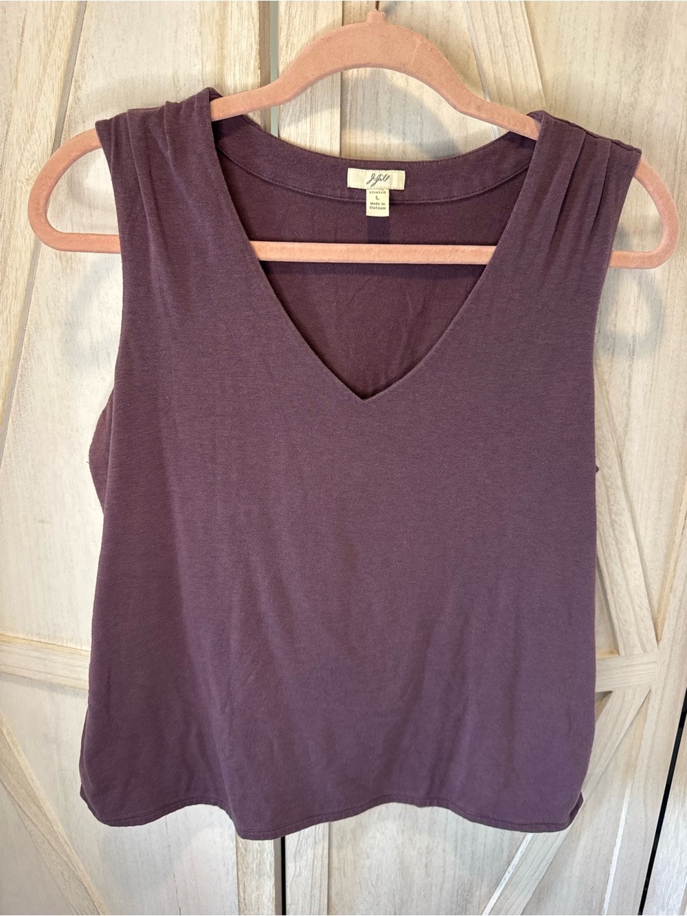J. Jill muted purple shade V-Neck Sleeveless Tank basic comfort size large